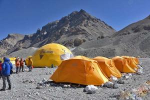 Mt.Everest Base Camp tourists